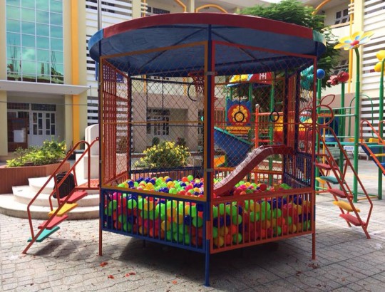 NHÀ BANH CÔNG VIÊN